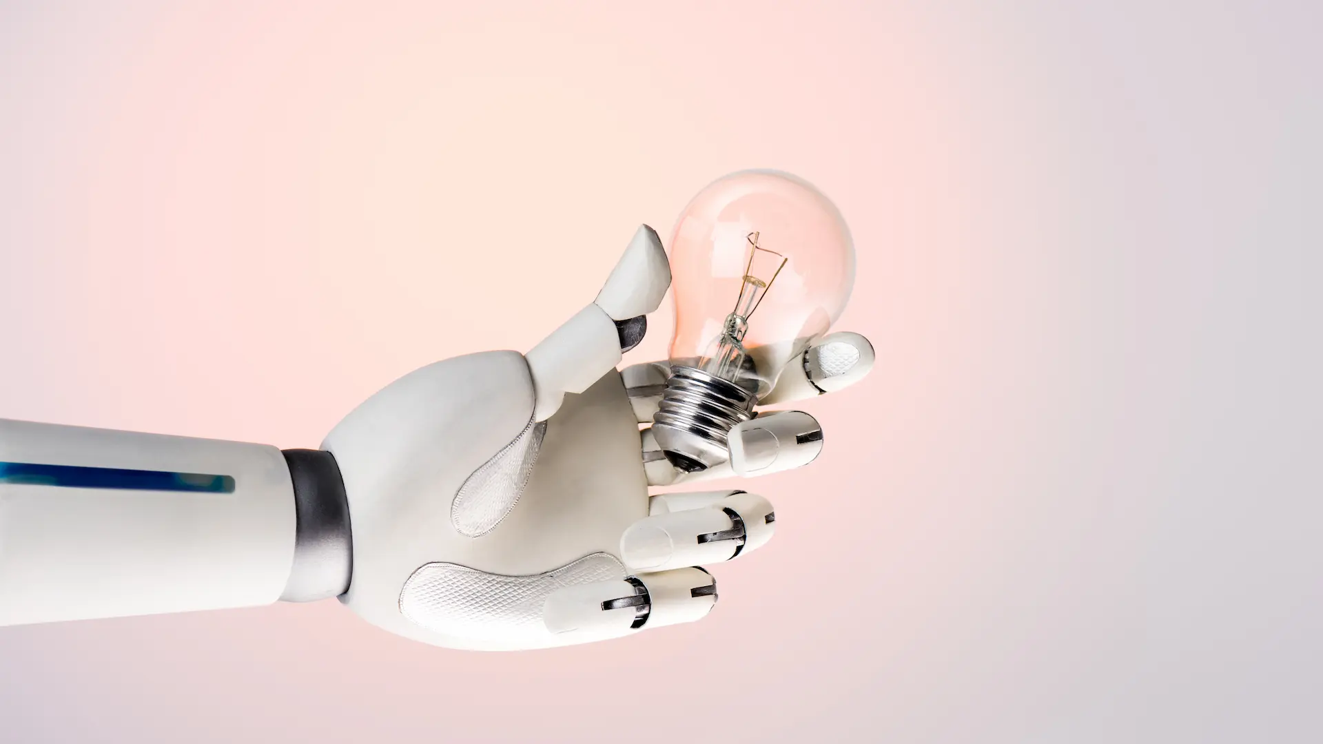 'Cevaplar bazen kapının önünde üşür'